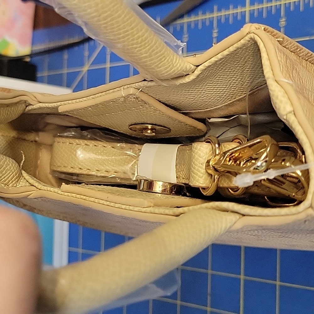 Bebe Gianna Monogram Crossbody Beige NWT - Picture 6 of 6